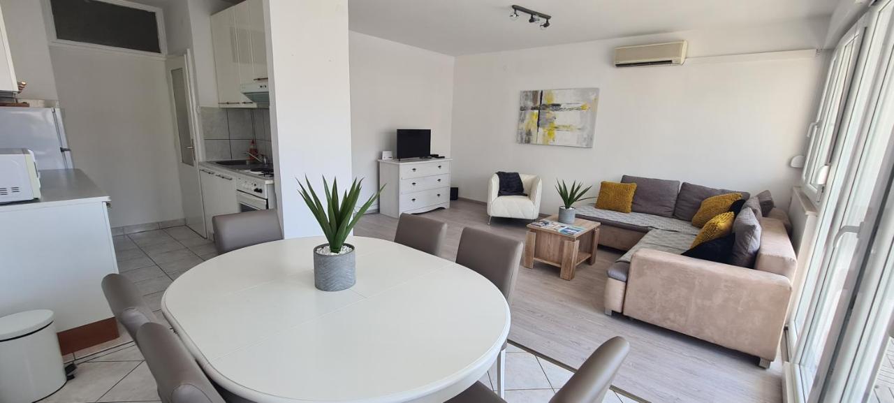 Apartment Dominis スプリト エクステリア 写真